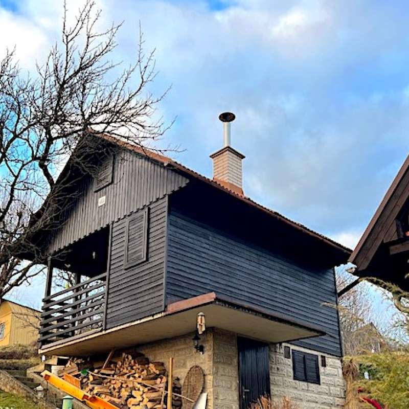 Renovácia záhradnej chatky